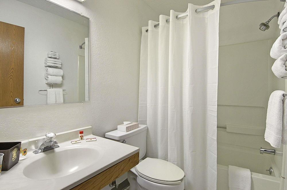 Comfort Inn Detroit - Troy Clawson Kültér fotó