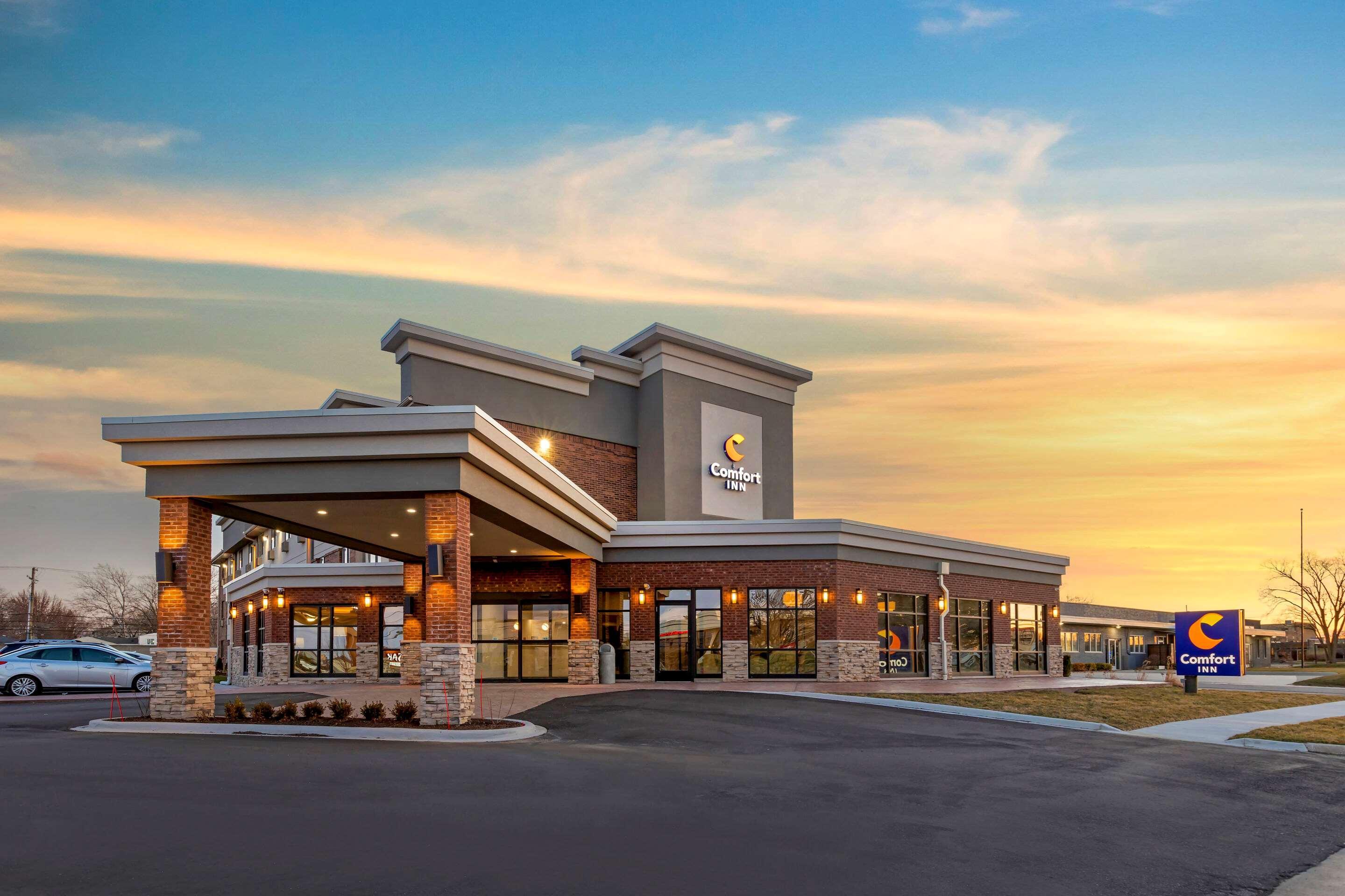 Comfort Inn Detroit - Troy Clawson Kültér fotó